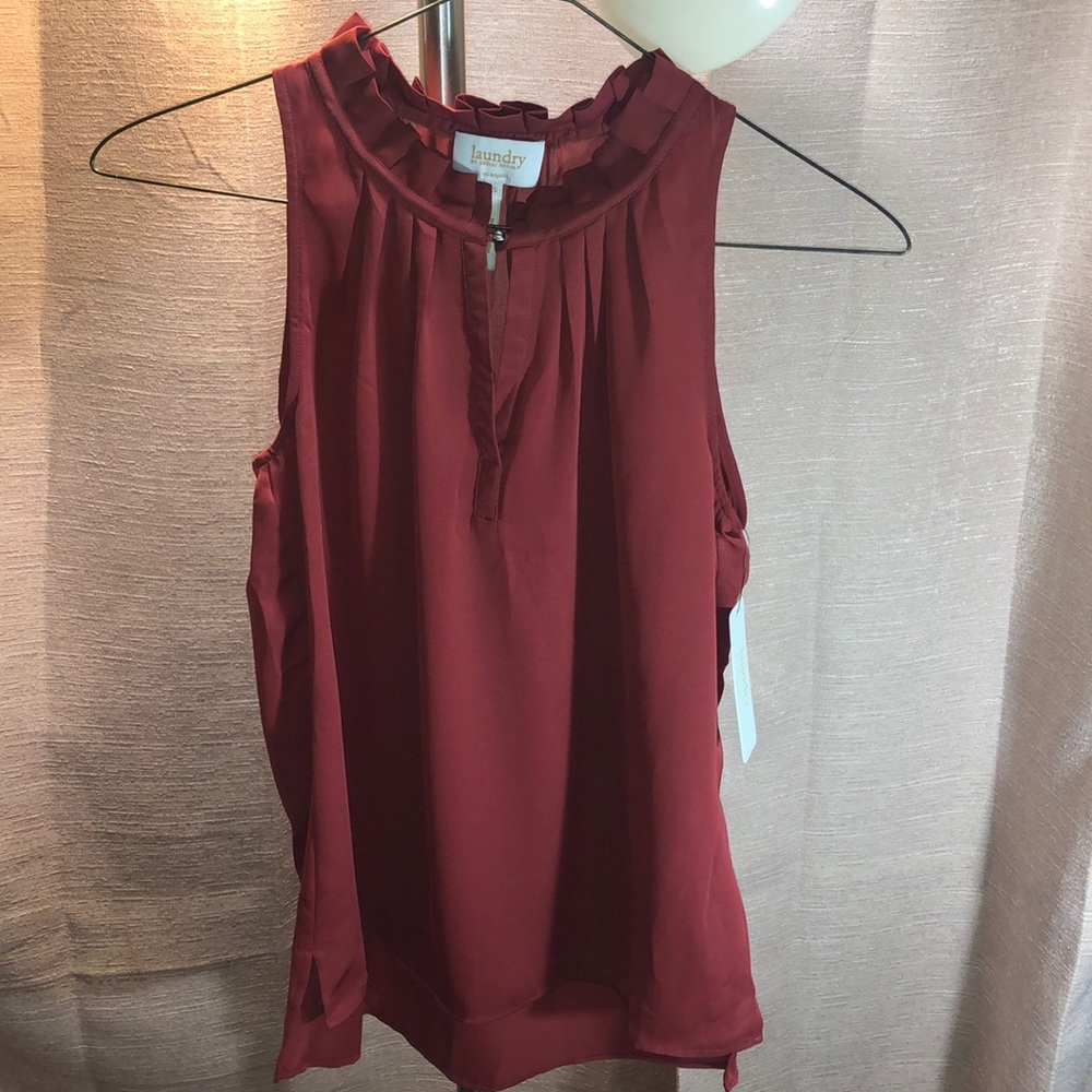 NWT Keyhole Ruffle Pleated Neck Tank Blouse